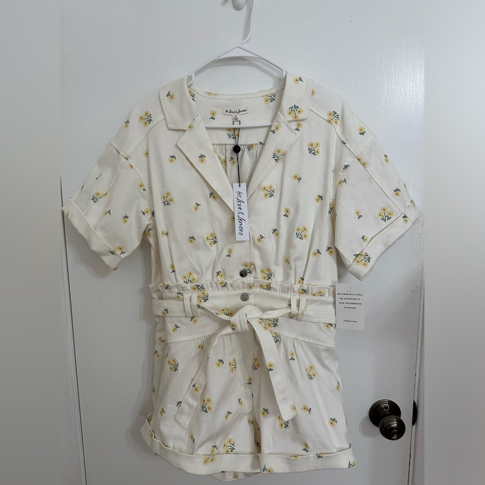 New With Tags NWT For Love & Lemons Waverly Denim Romper Daisy Print